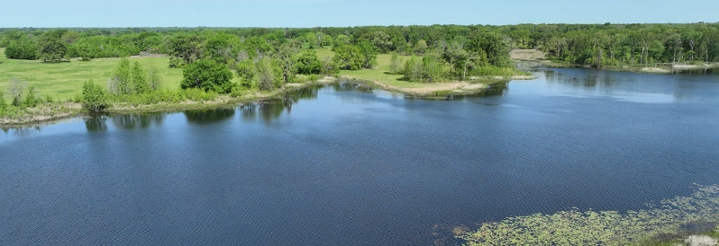 Twin Lakes Resort Lake