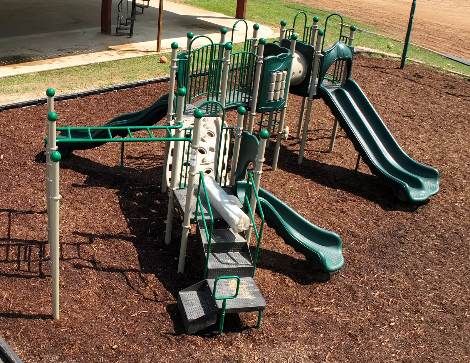 playground at Twin Lakes