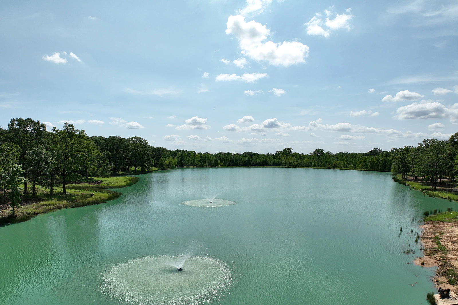 View of lake at Twin Lakes resort