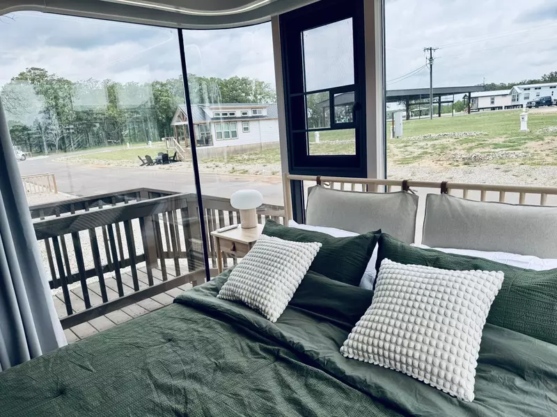 Vessel Home TL 124