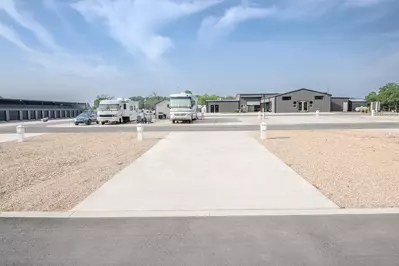 Deluxe Site TL 052