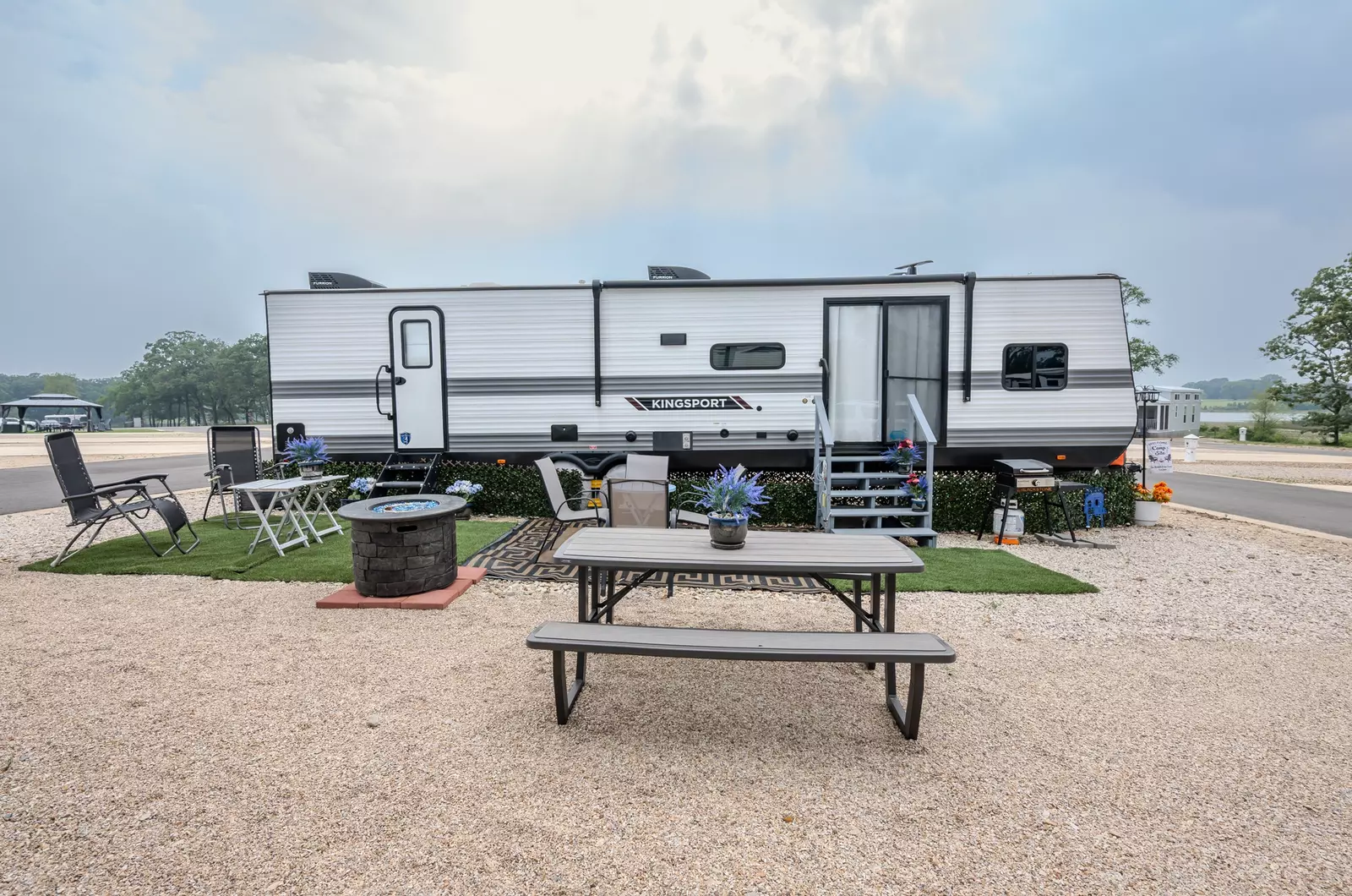 RV Rental Site 044