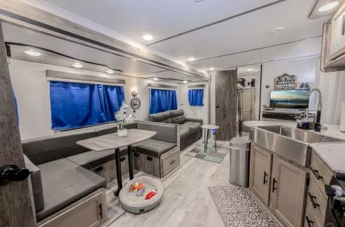 RV Rental Site 044