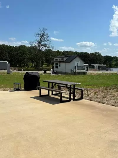 Deluxe Site TL 090