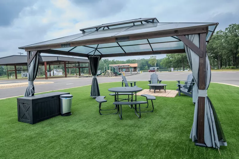 Executive Site TL 067