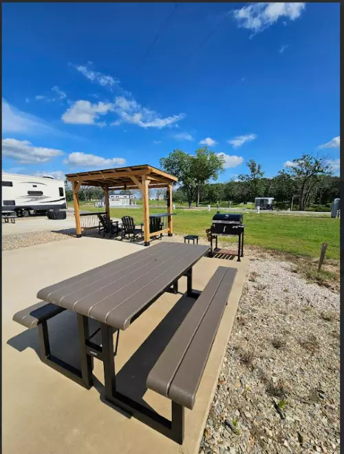 Executive Site TL 090