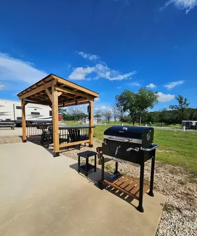 Executive Site TL 090