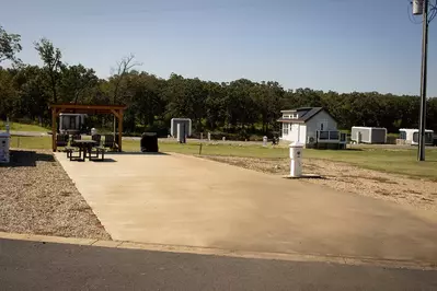 Executive Site TL 090